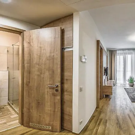 Apartment Art Homes *